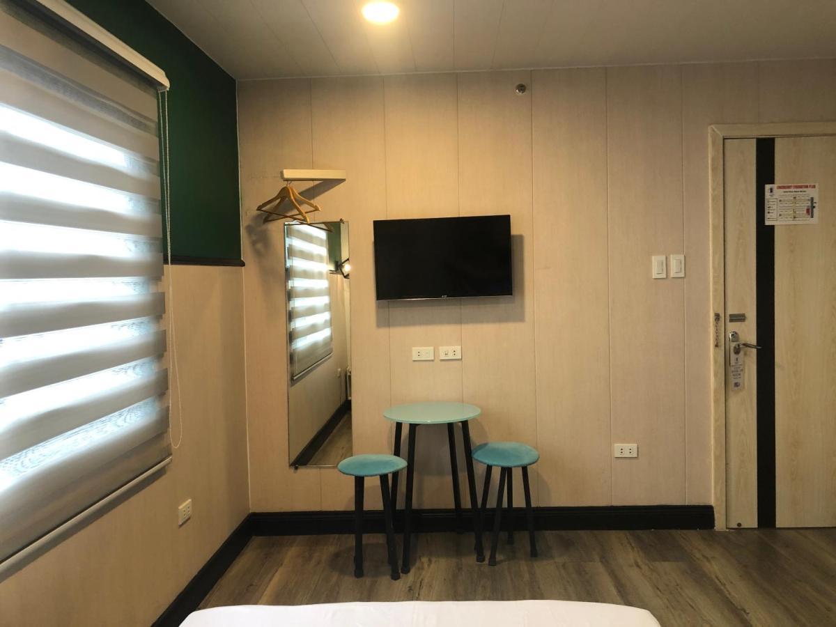 Maine City Residences Leveriza Pasay Exterior photo